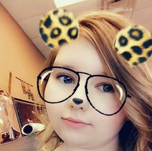 Meet your Posher, Hailey